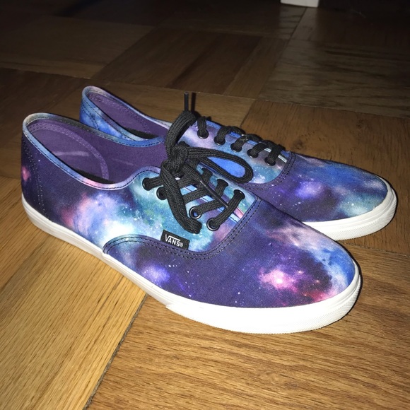 vans cosmic vans cosmic